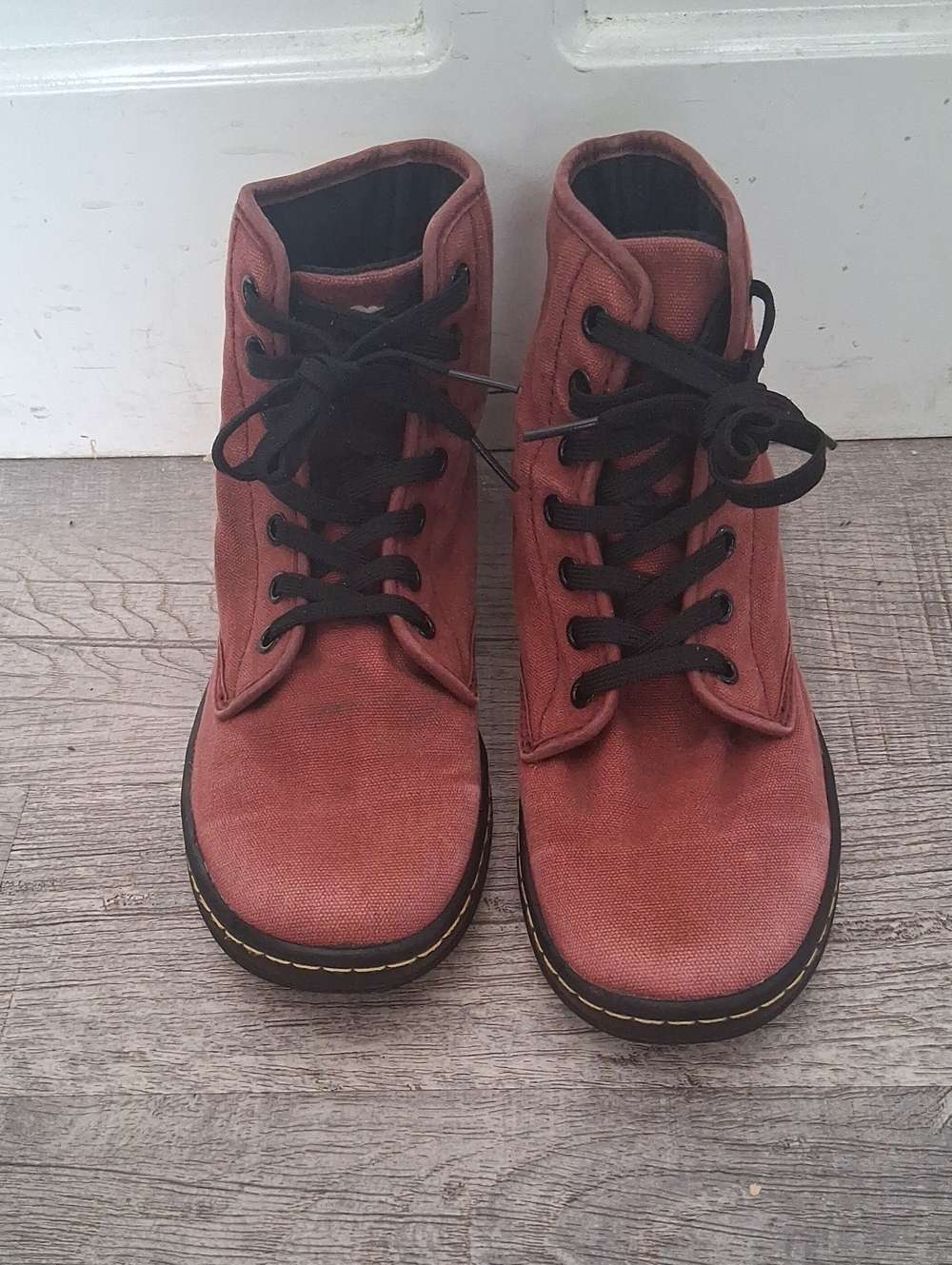 Dr. Martens Shoreditch Lace Up Ankle Boots Size 7
